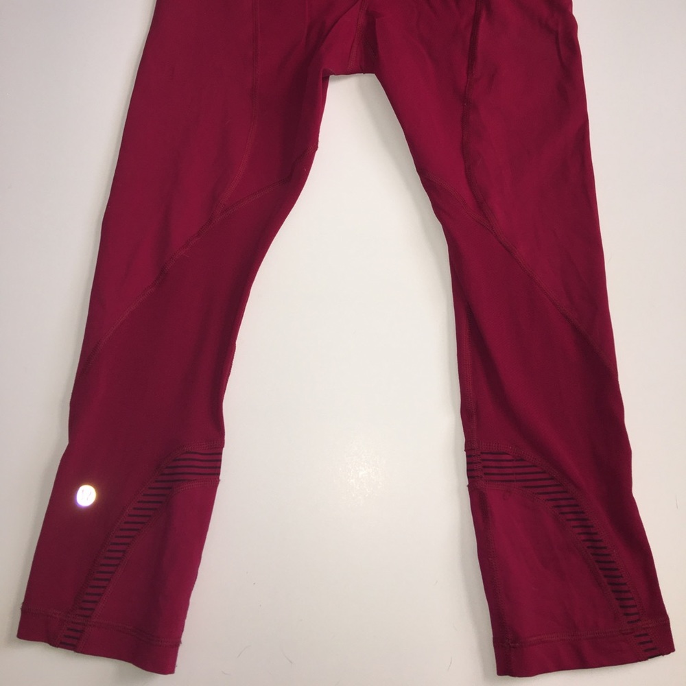 EUC Lululemon Inspire Crop